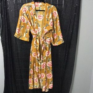 Floral kimono